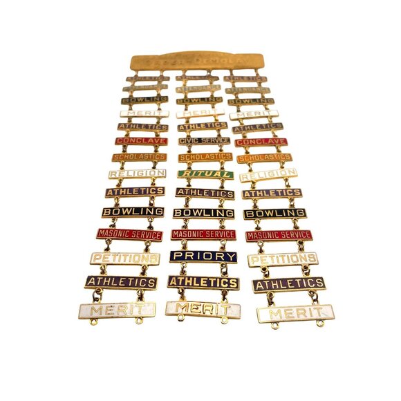 Masonic Order Of DeMolay Merit Awards & Achievement Bars Display Piece - Picture 2 of 7